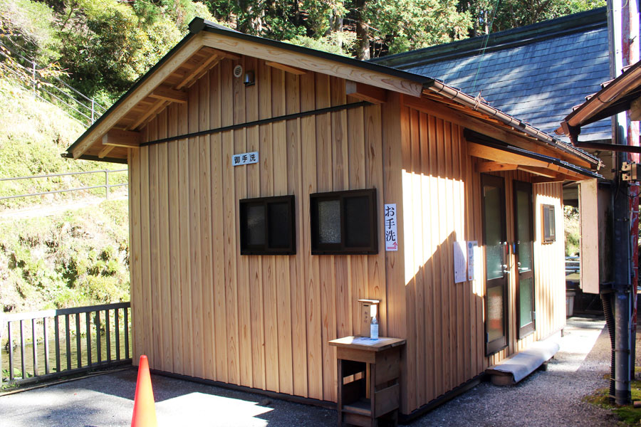 奈良県十津川村玉置神社境内