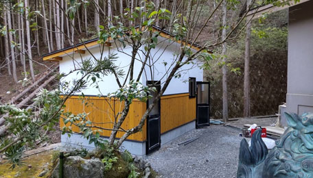 京都府亀岡市天上宮（社務所用）