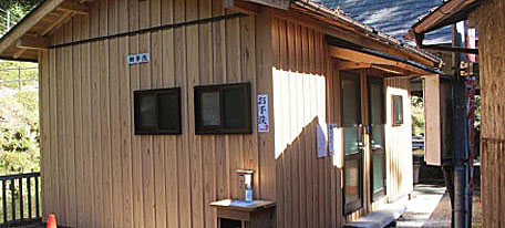 奈良県十津川村玉置神社境内